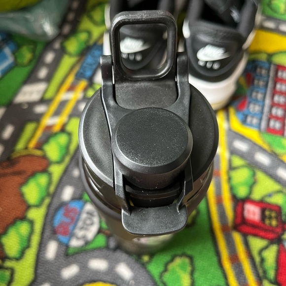 NIP Publix Aluminum Water Bottle - Picture 7 of 9